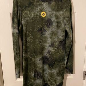 J for Justify “Good Vibes Only” Green Tie-dye Sunflower Dress - X-Large